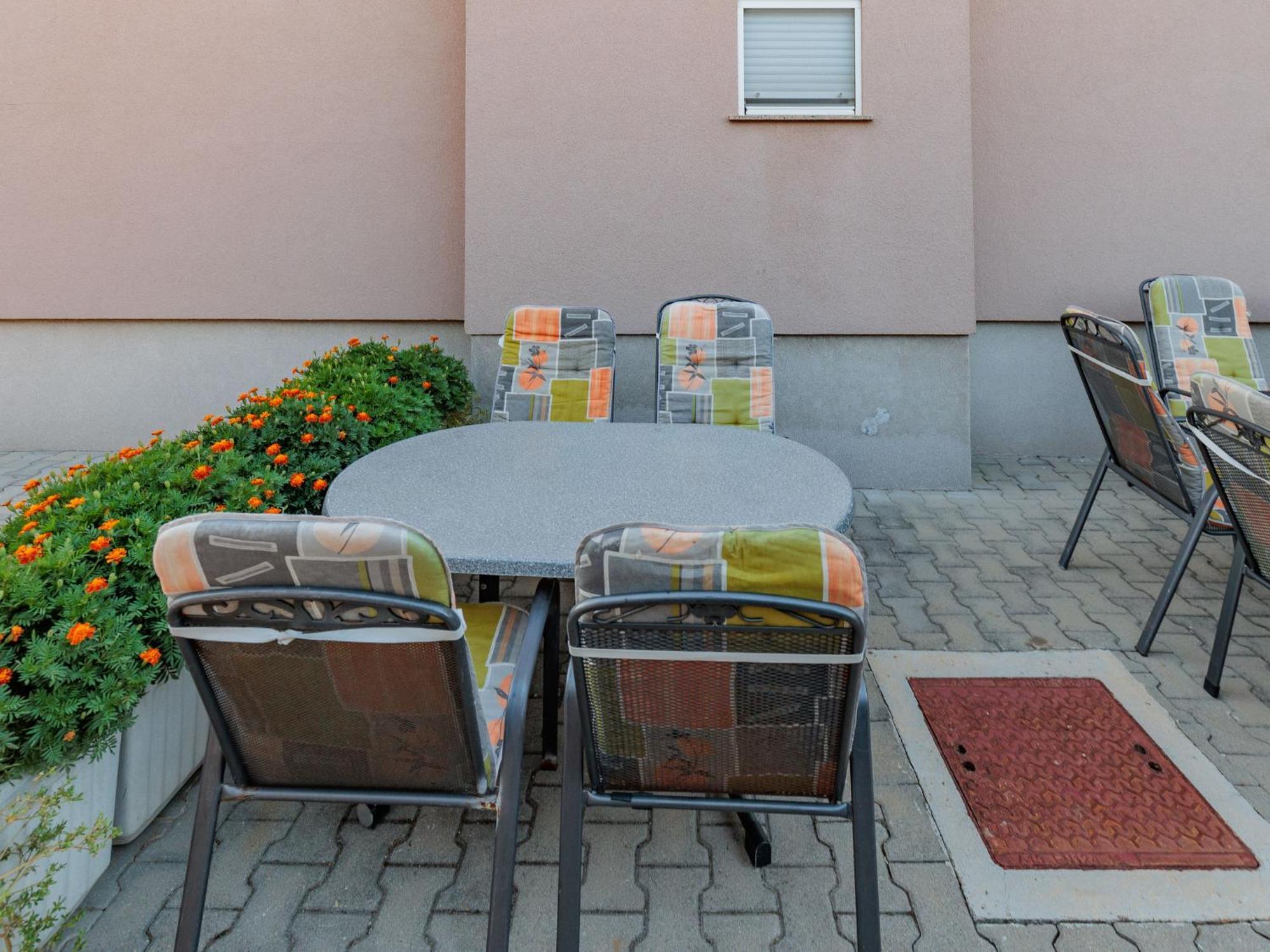 נין Apartment Mlasina-3 By Interhome מראה חיצוני תמונה