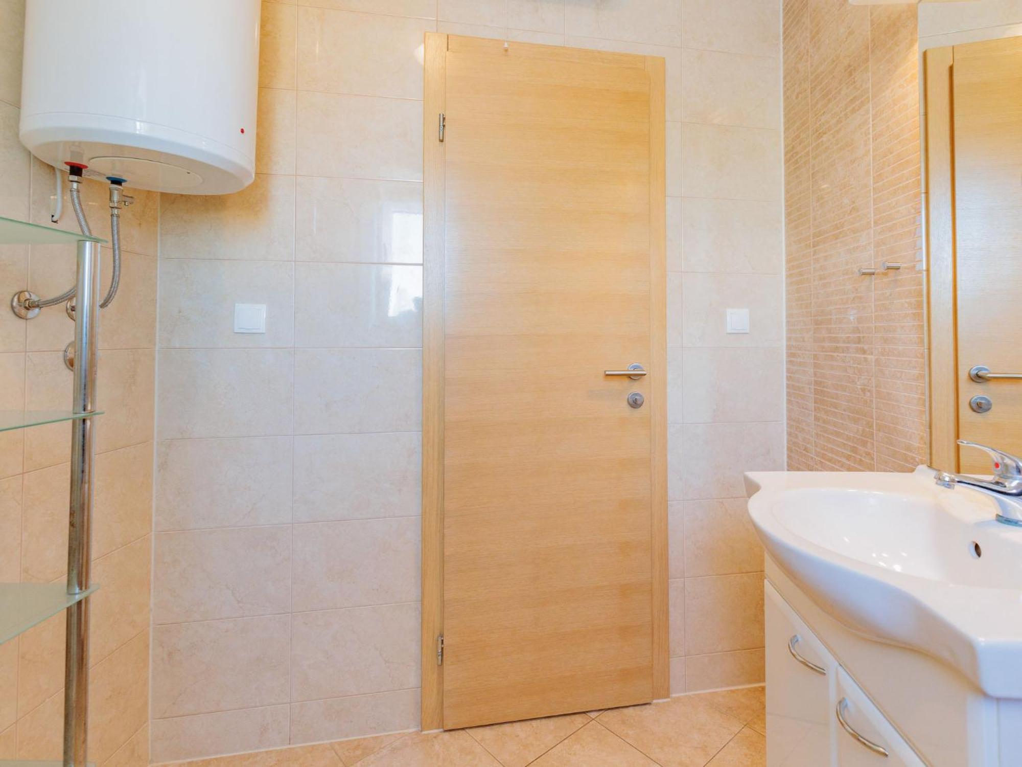 נין Apartment Mlasina-3 By Interhome מראה חיצוני תמונה